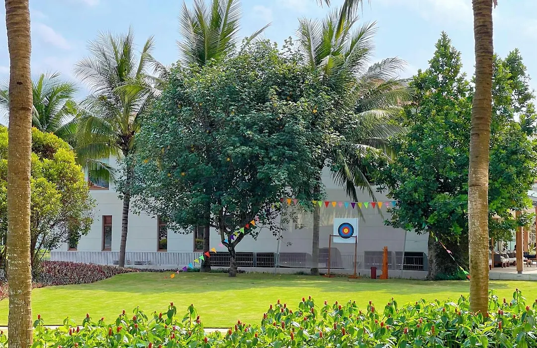 Diamond Beach Villa Da Nang-1